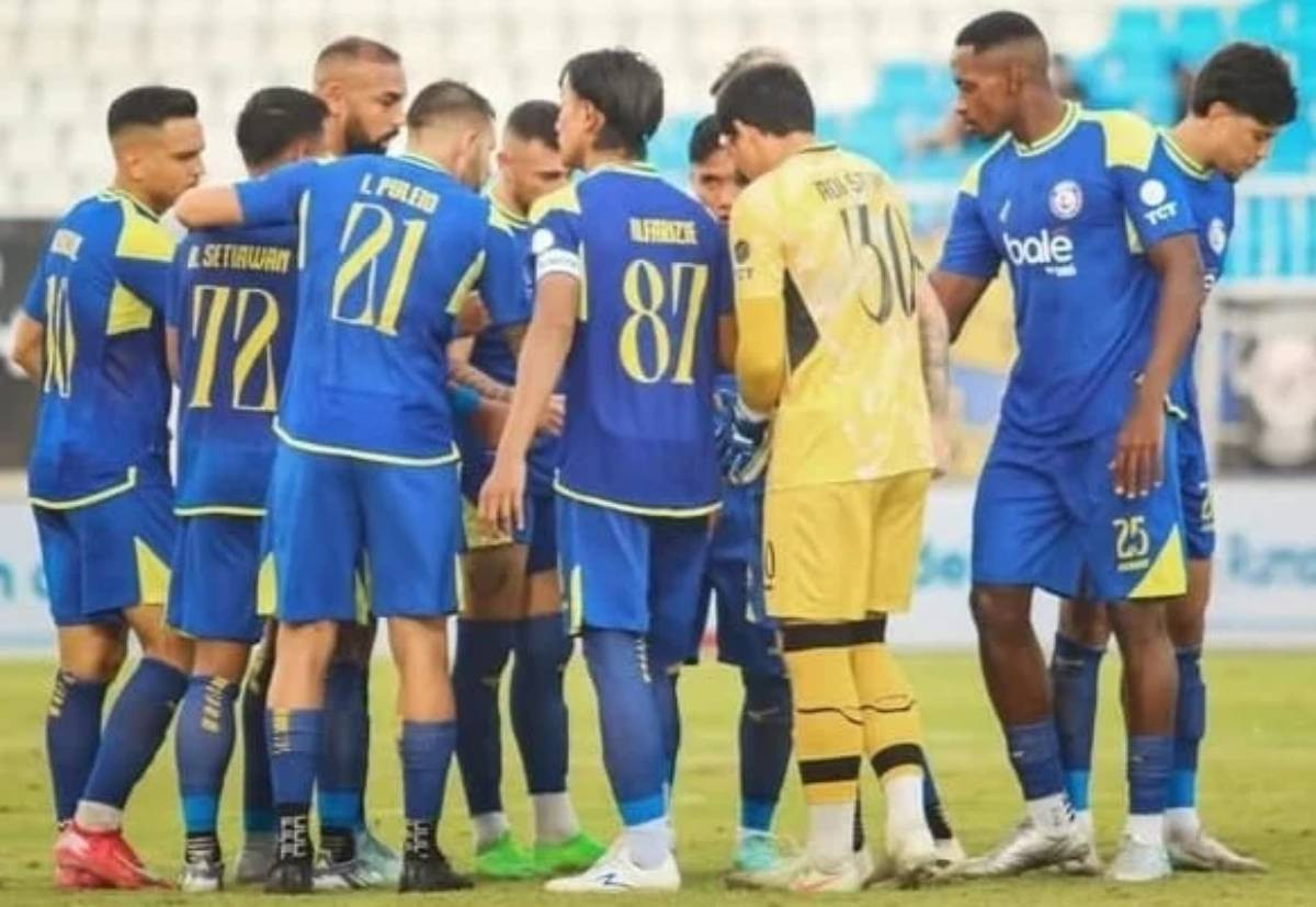 kiper timnas - ilustrasi berita Arema Perbanyak Kiper Timnas Setelah Trauma Kurnia Meiga Jadi Sorotan