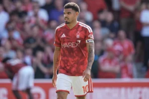 gibbs-white cedera - ilustrasi berita Glasner beri kabar soal Gibbs-White cedera jelang lawatan ke Liverpool